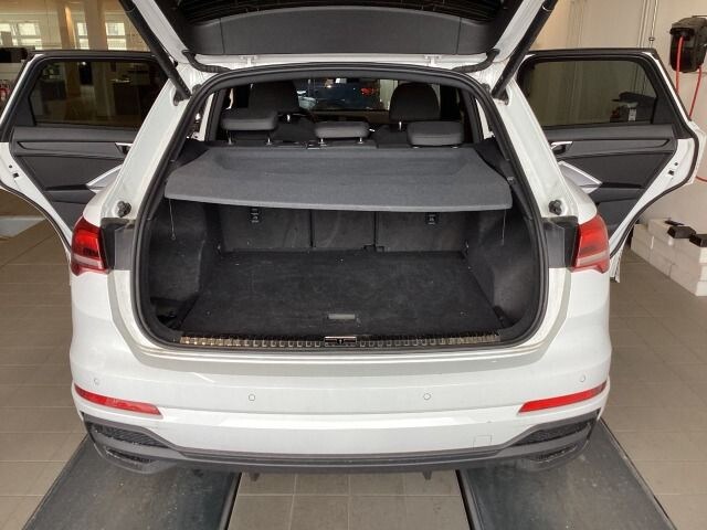 Image about Audi Q3 S line 35 TFSI S tronic