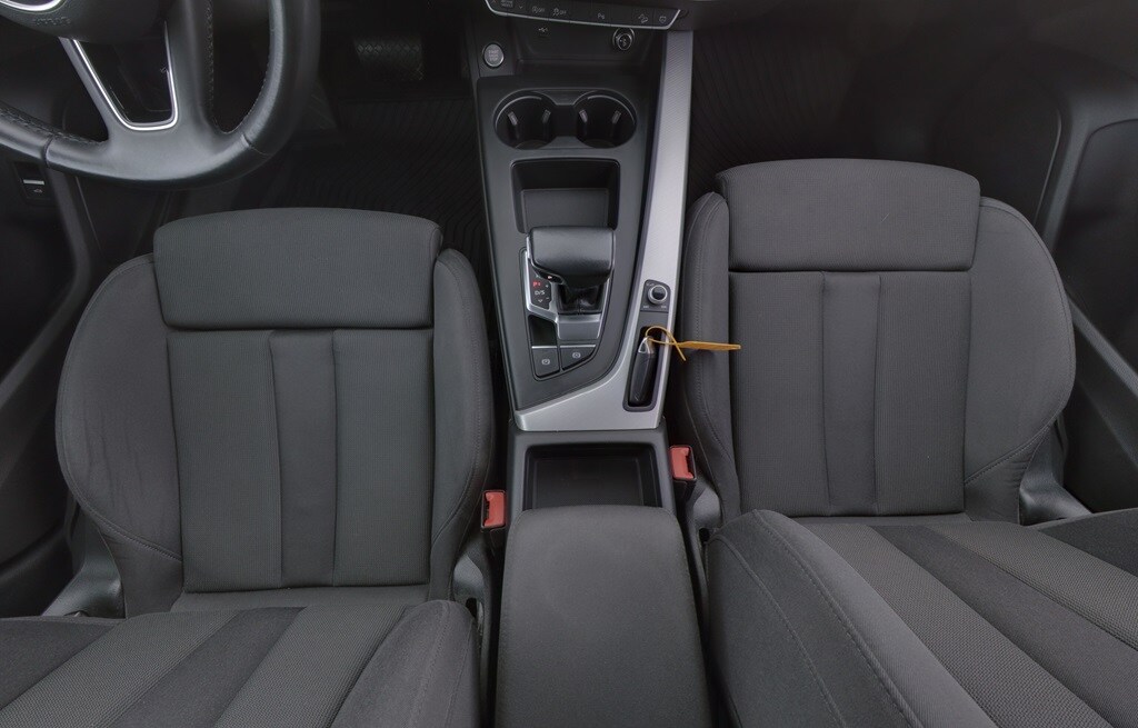 Bild som visar&nbsp;Audi A4 allroad quattro&nbsp;A4 allroad quattro 45 TFSI Proline 245 hk S tronic - för mer information kontakta din Audi Partner