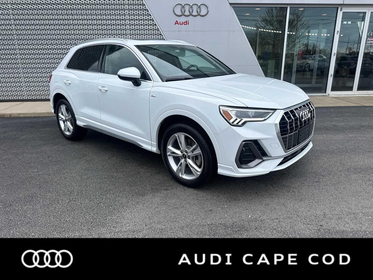 2024 Audi Q3 45 TFSI S Line Premium Plus quattro's photo