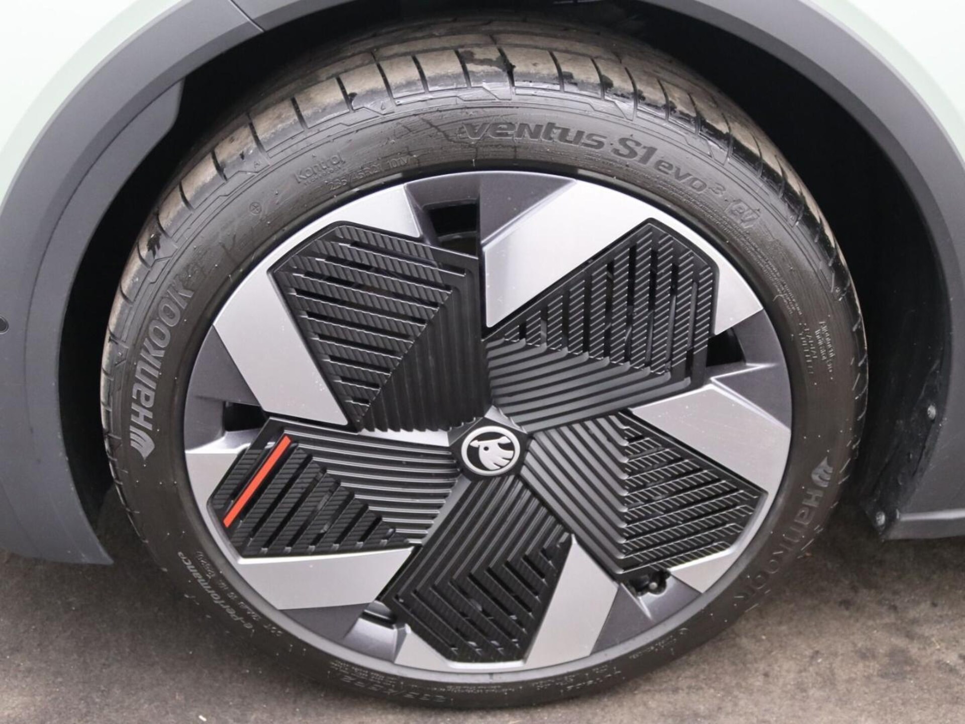 Skoda Elroq 85