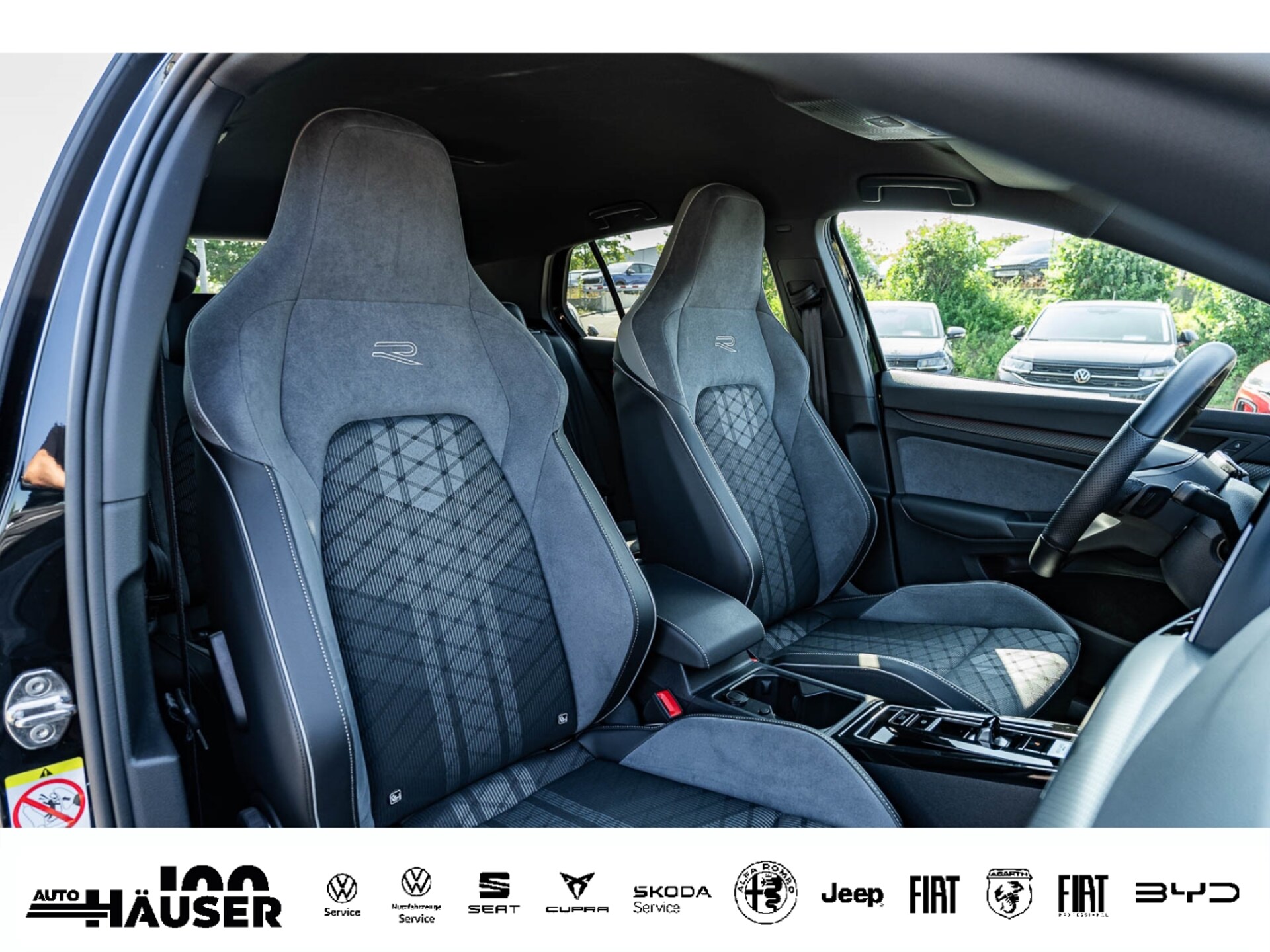 Volkswagen Golf R-Line