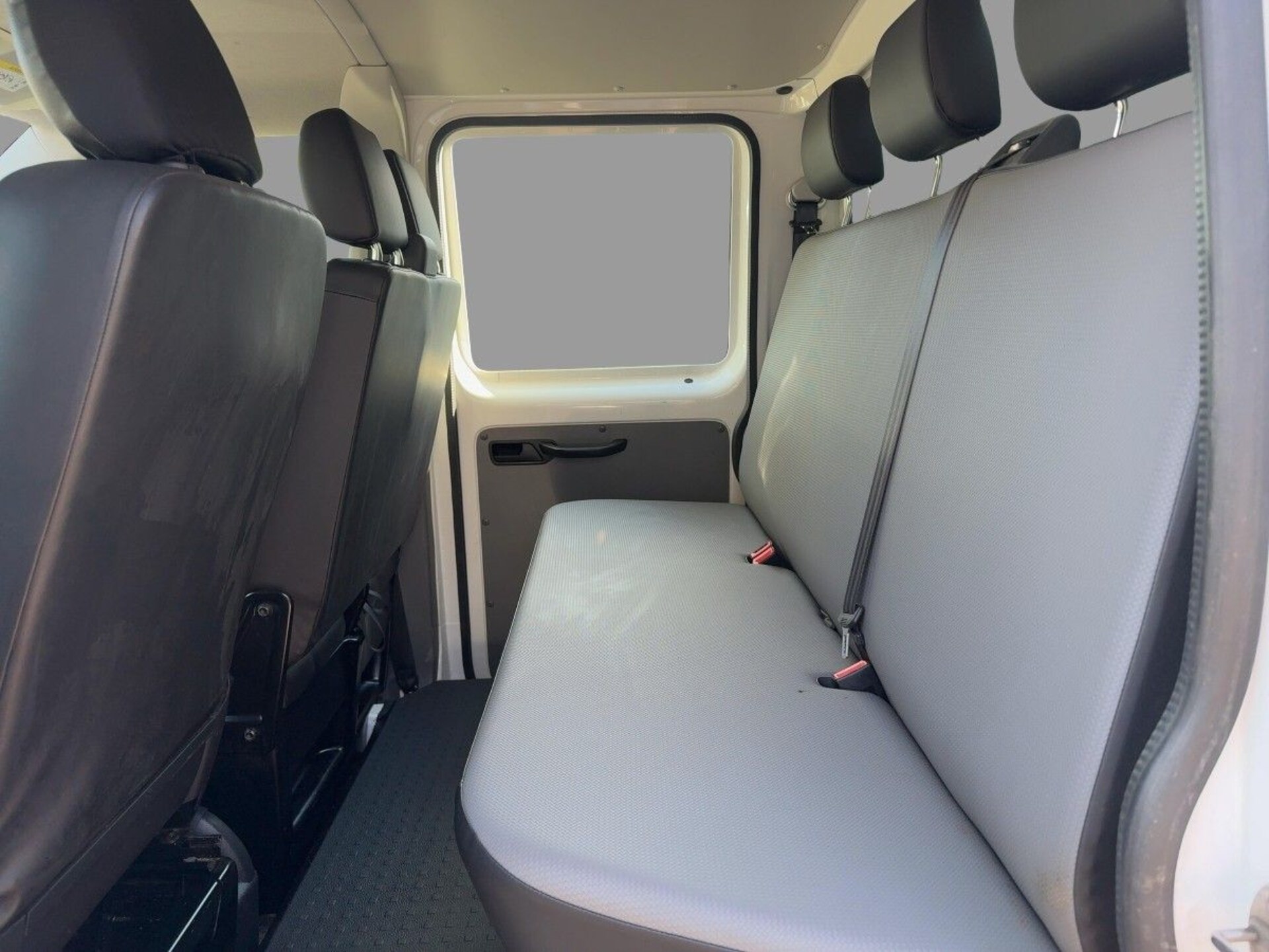 Volkswagen T6.1 Transporter Pritschenwagen Doppelkabine
