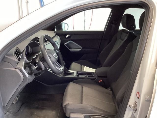 Image about Audi Q3 S line 35 TFSI S tronic