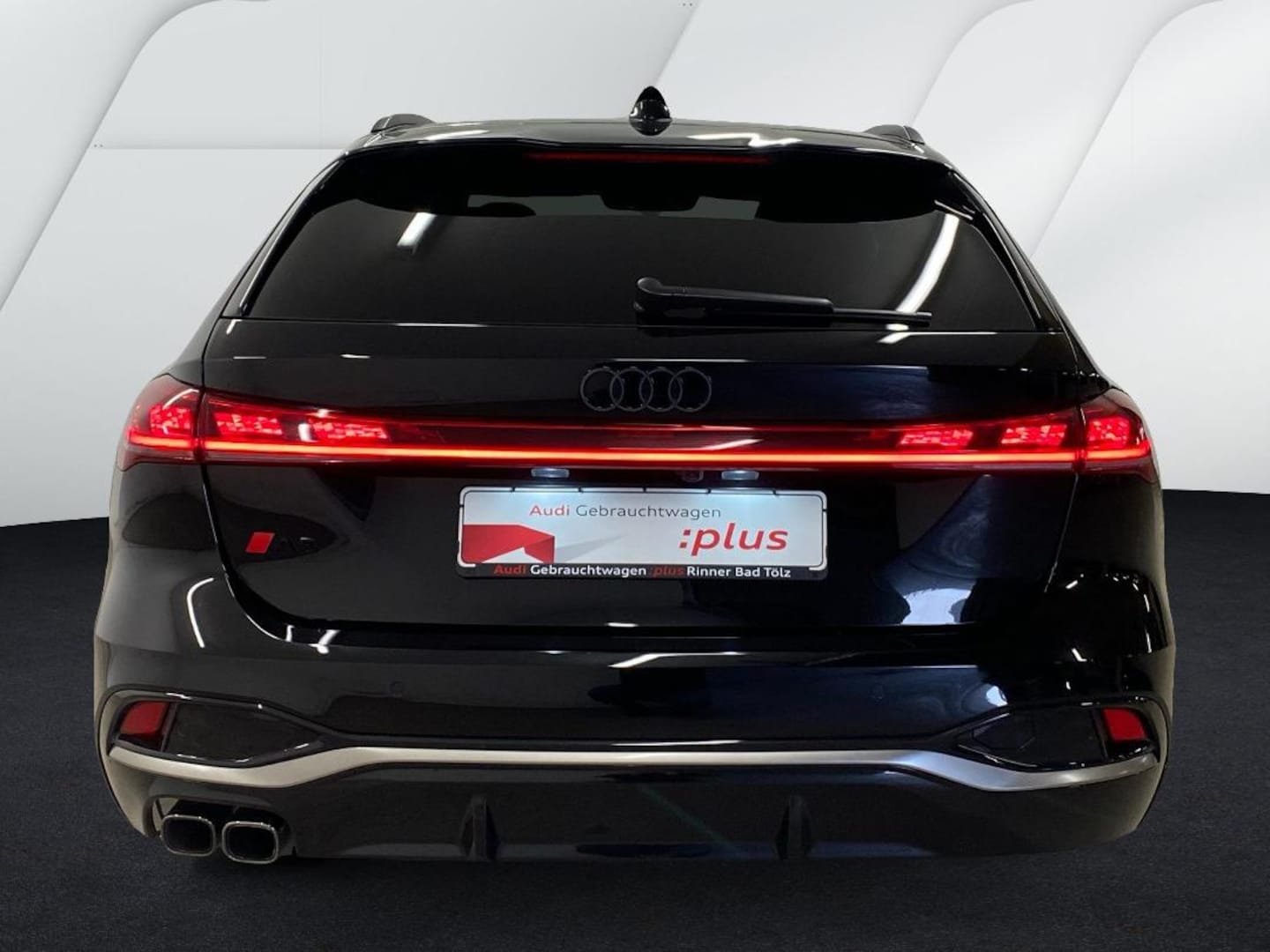 Bild über Audi A5 Avant TDI quattro 150 kW S tronic - für weitere Informationen kontaktieren Sie den Audi Partner