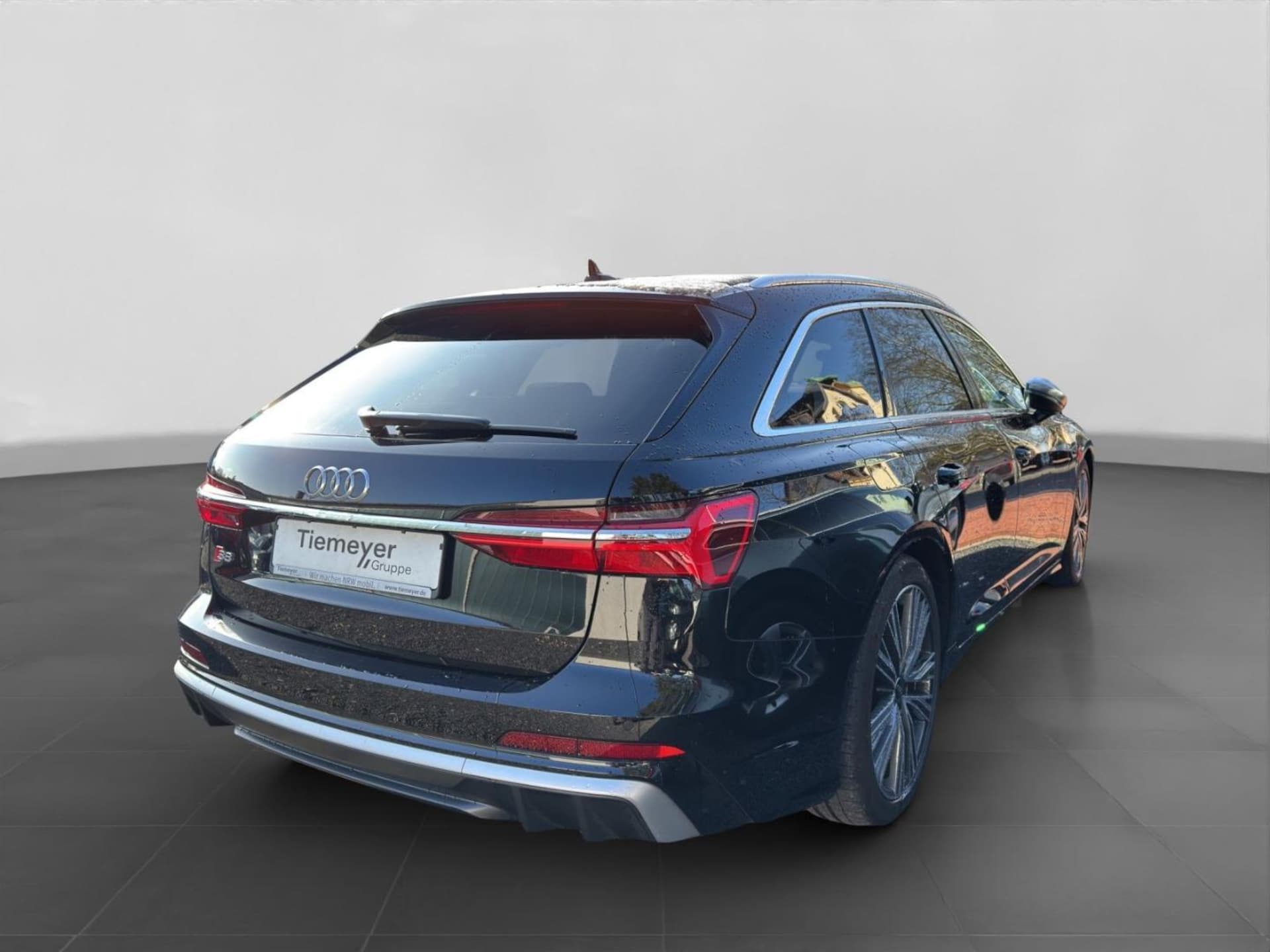 Audi S6 Avant