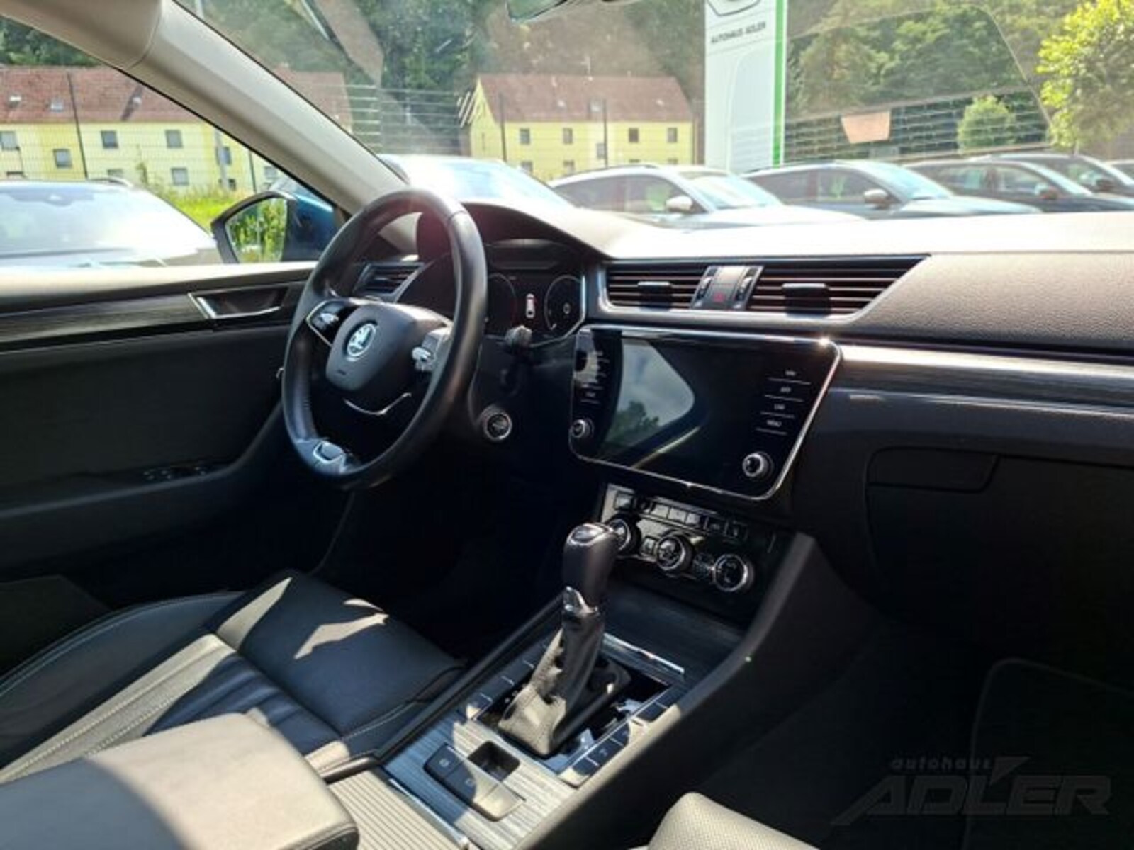 Škoda Superb Combi – Bild 9