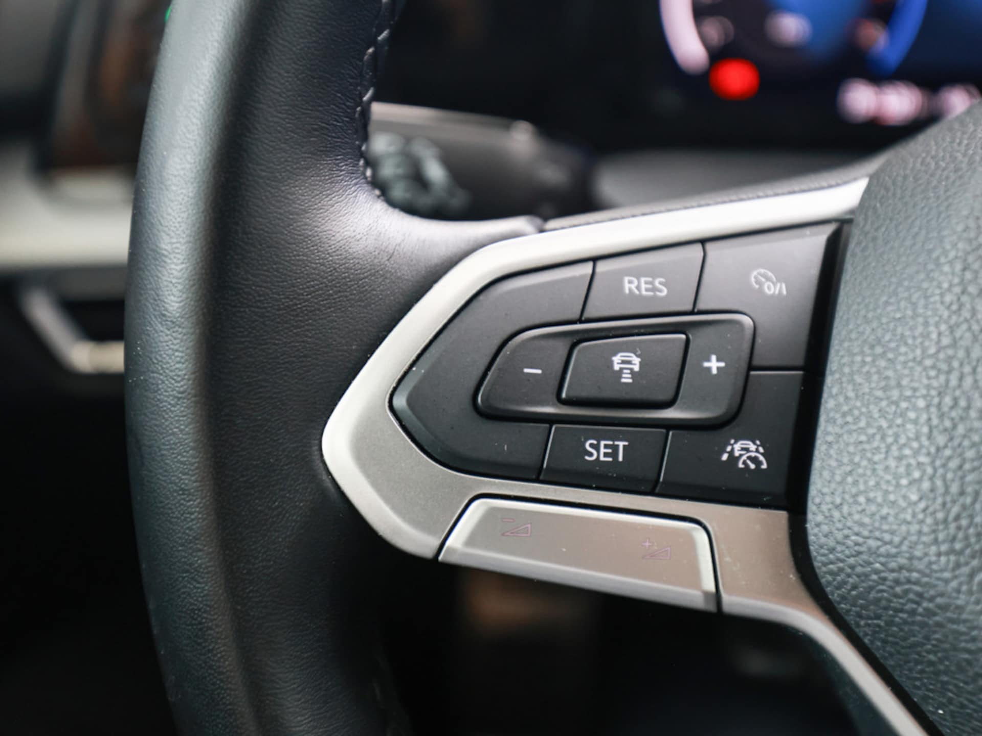 Volkswagen Golf Active