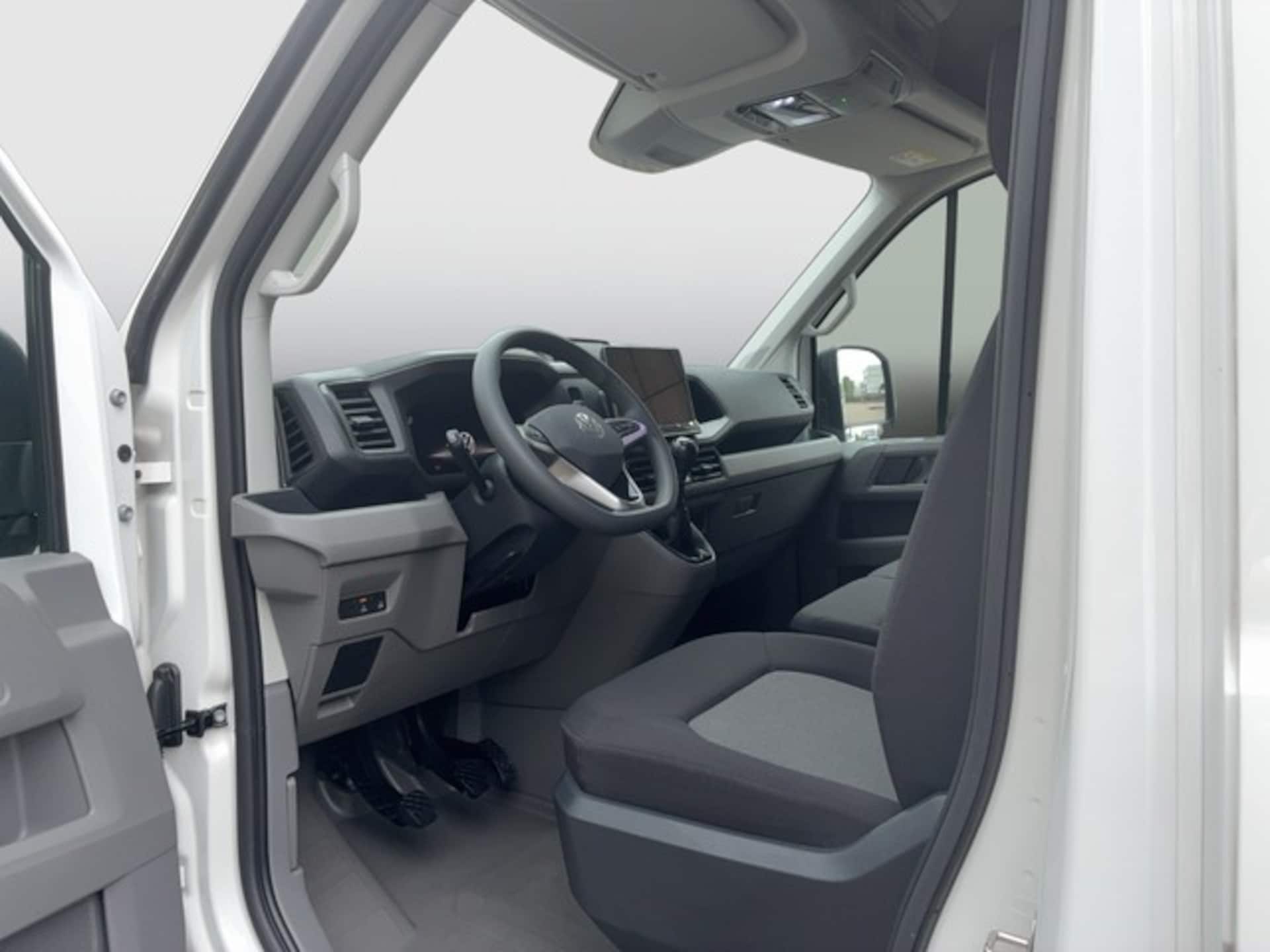 Volkswagen Crafter Kasten langer Radstand
