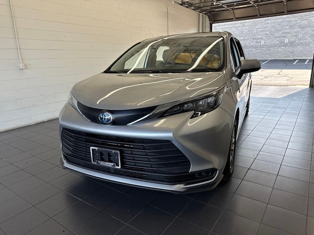 2025 Toyota Sienna