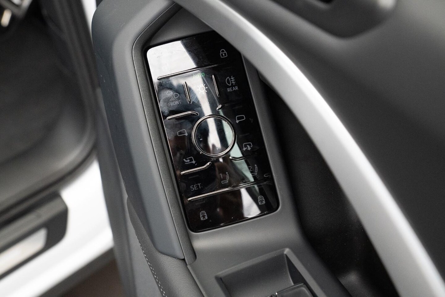 Image about Audi Q5 Sportback TFSI quattro 200 kW sport