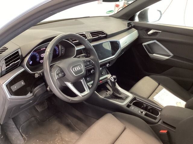 Image about Audi Q3 S line 35 TFSI S tronic