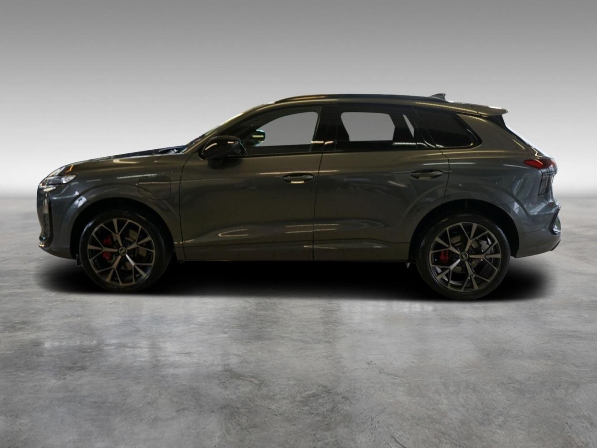 Audi Q3 SUV e-hybrid