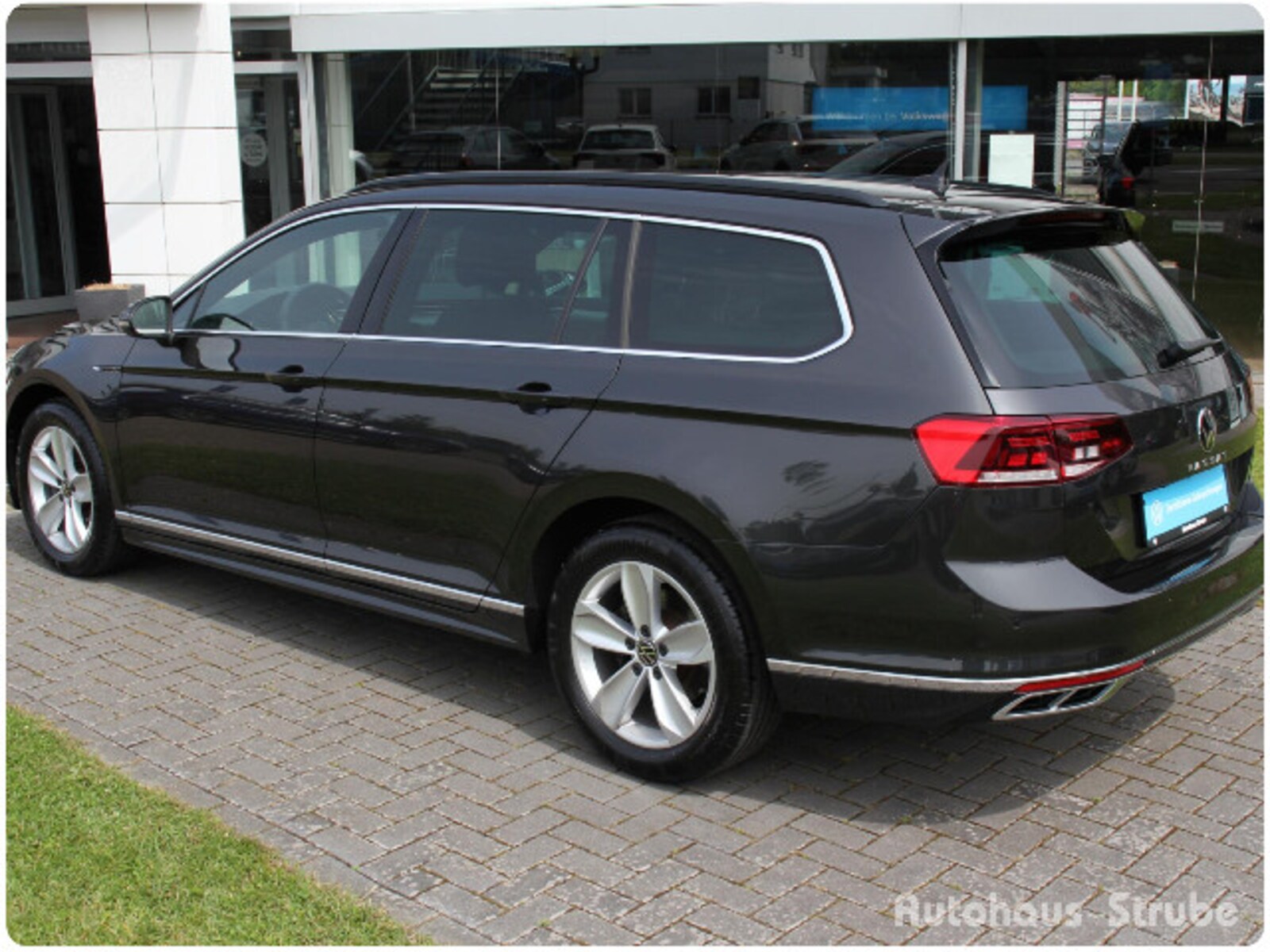 Volkswagen Passat Variant – Bild 9