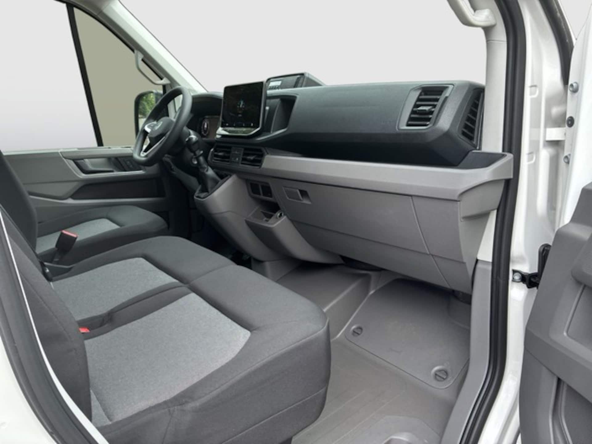 Volkswagen Crafter Kasten langer Radstand