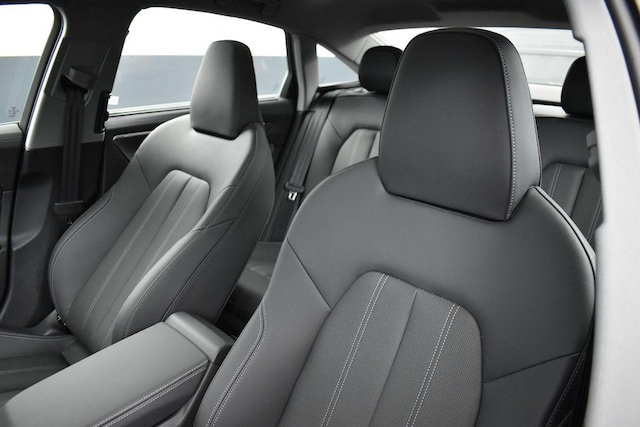 2026 Audi A6 Premium Plus - Photo 8