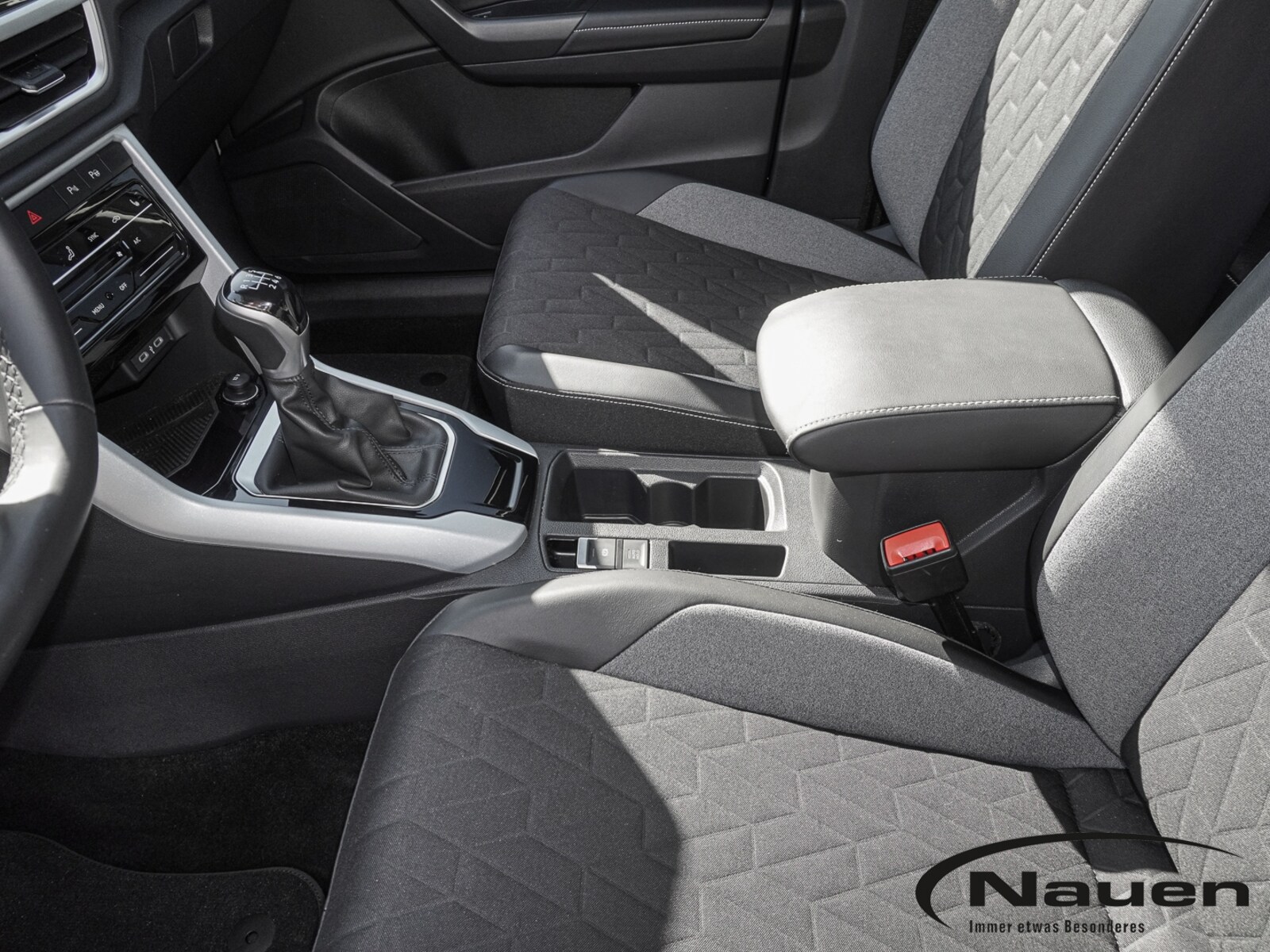 Volkswagen T-Roc – Bild 13