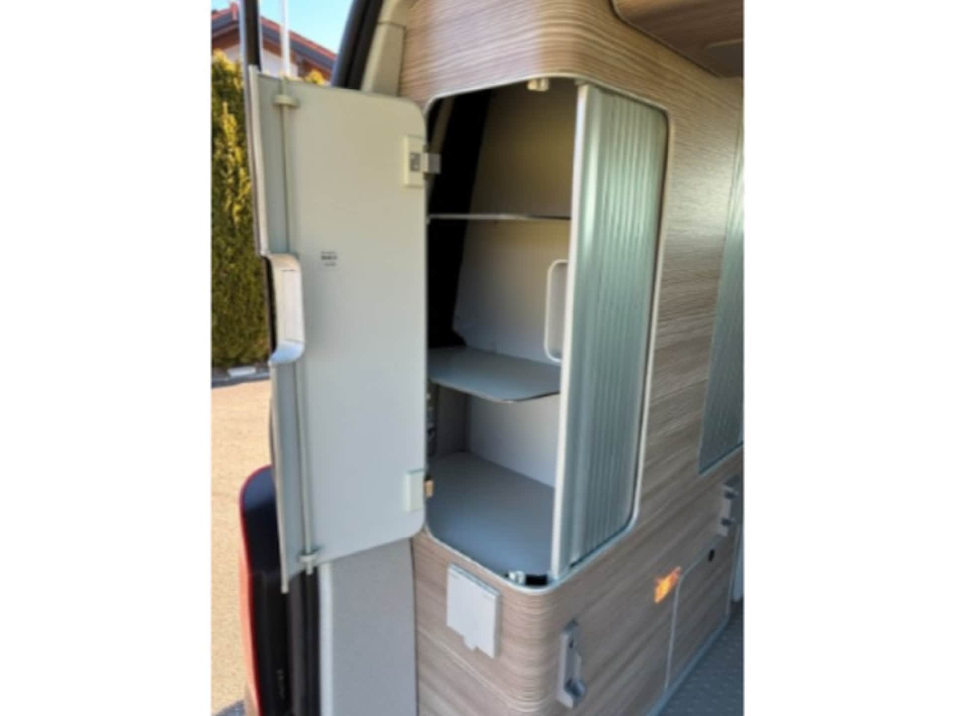 Volkswagen T6 California Coast