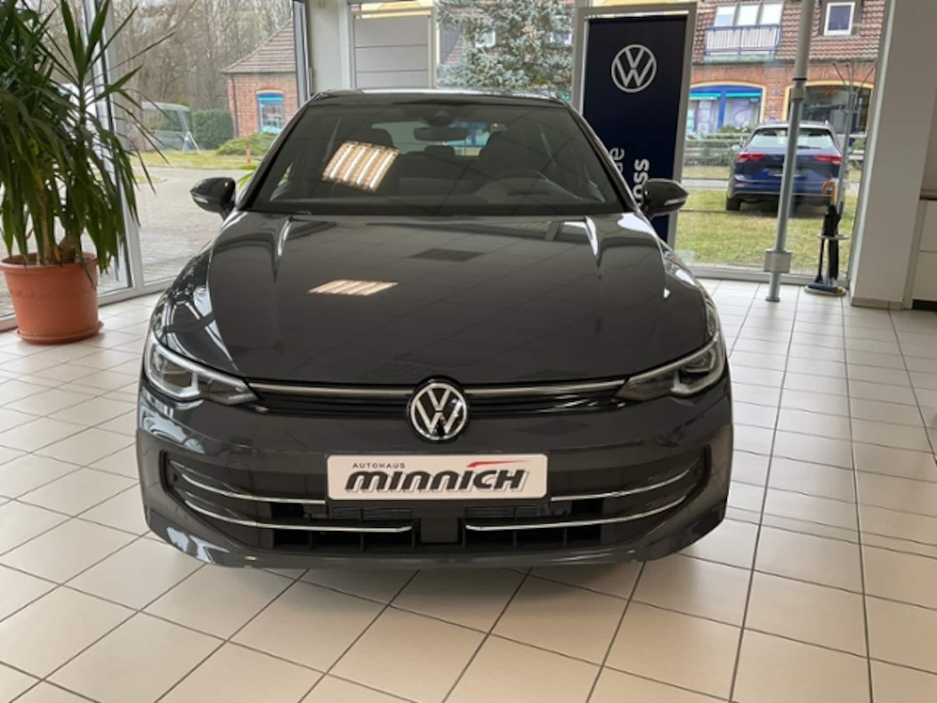 Volkswagen Golf Style