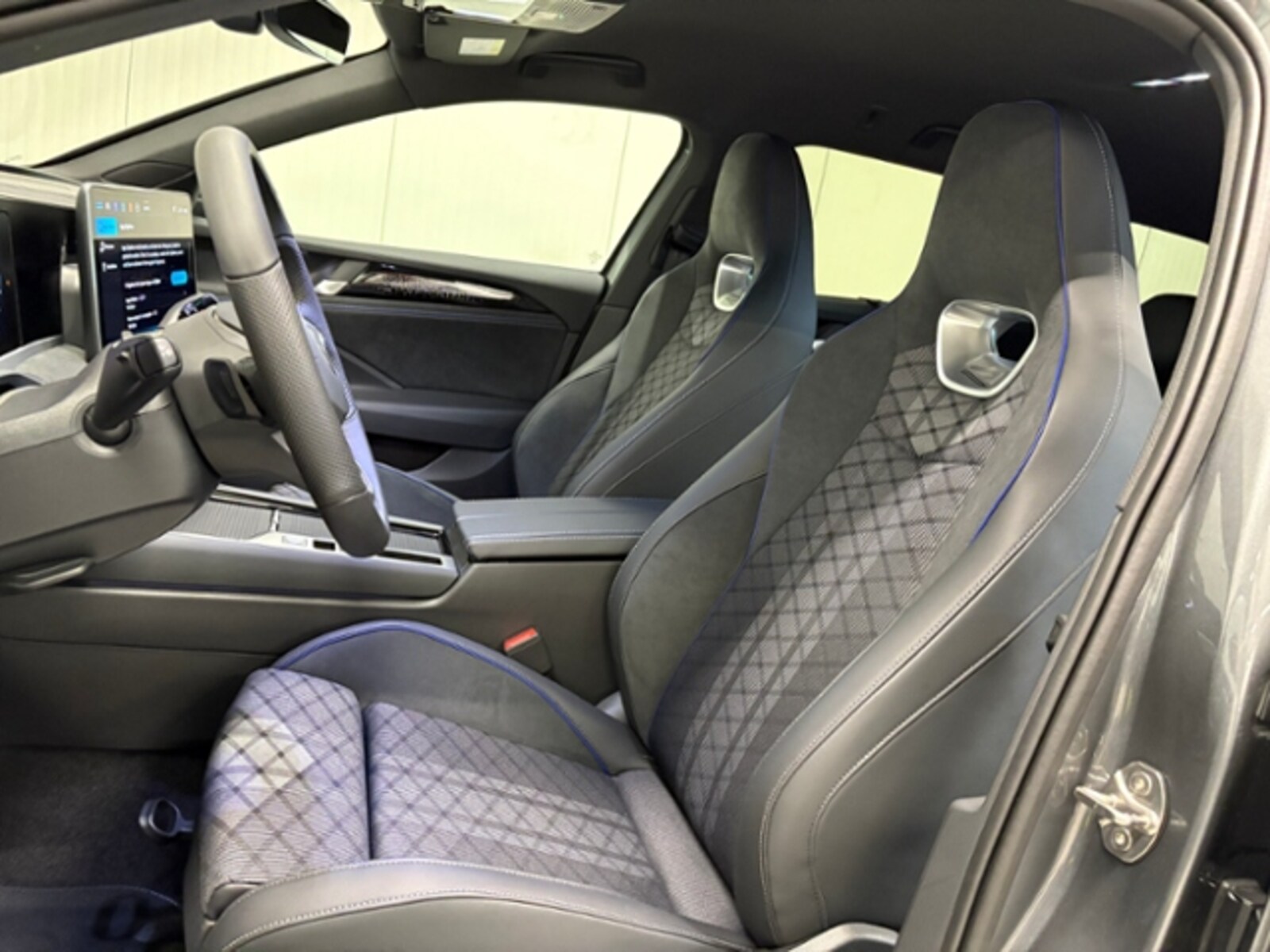Volkswagen Passat – Bild 17