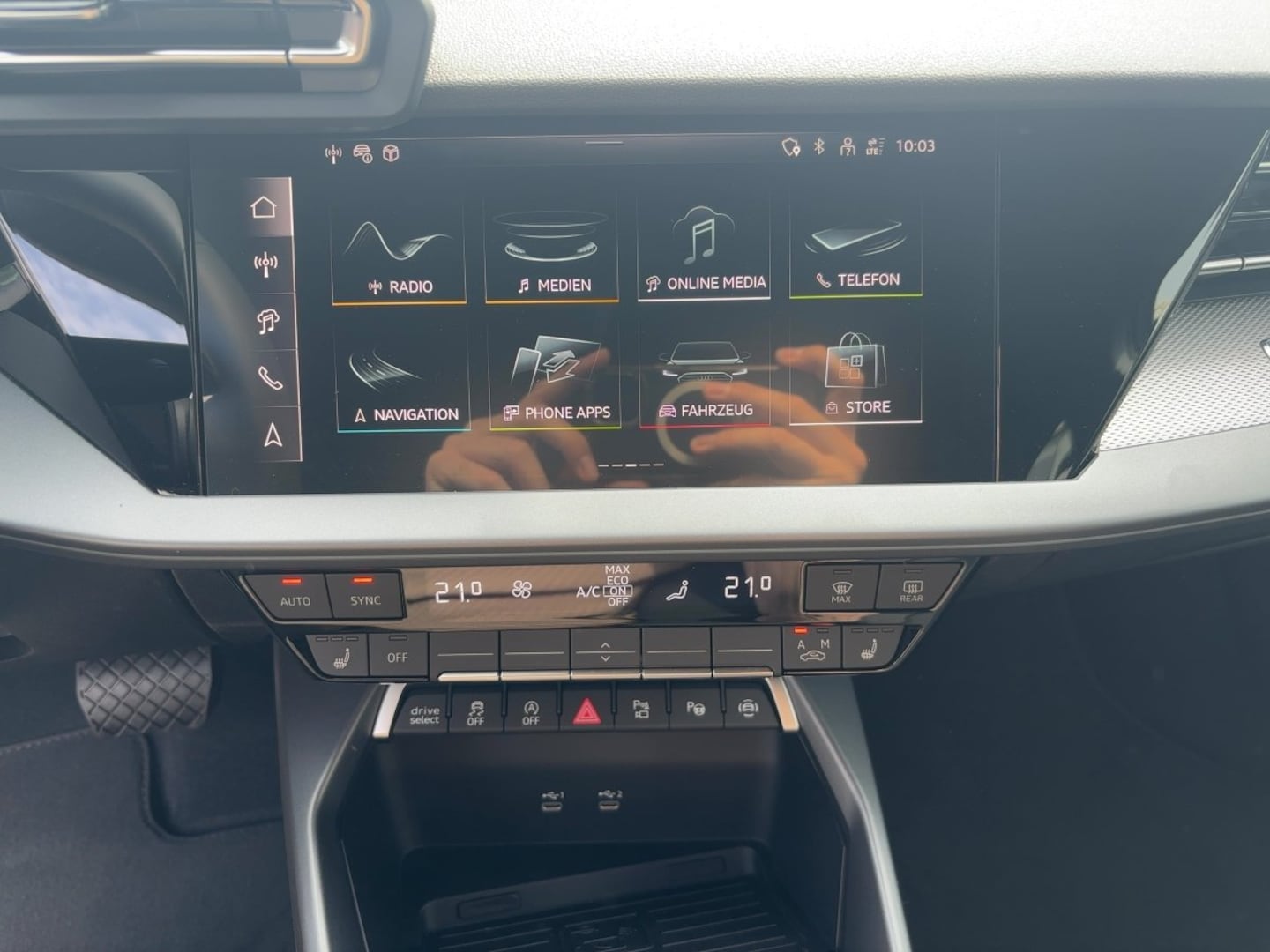 Bild über Audi A3 Limousine advanced 35 TFSI S tronic - für weitere Informationen kontaktieren Sie den Audi Partner