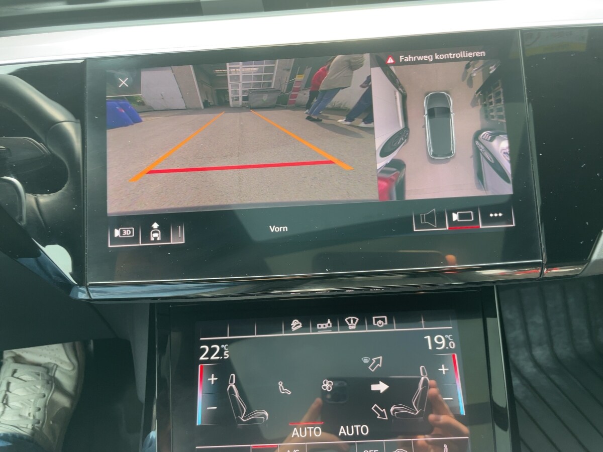 Image about Audi e-tron advanced 55 quattro