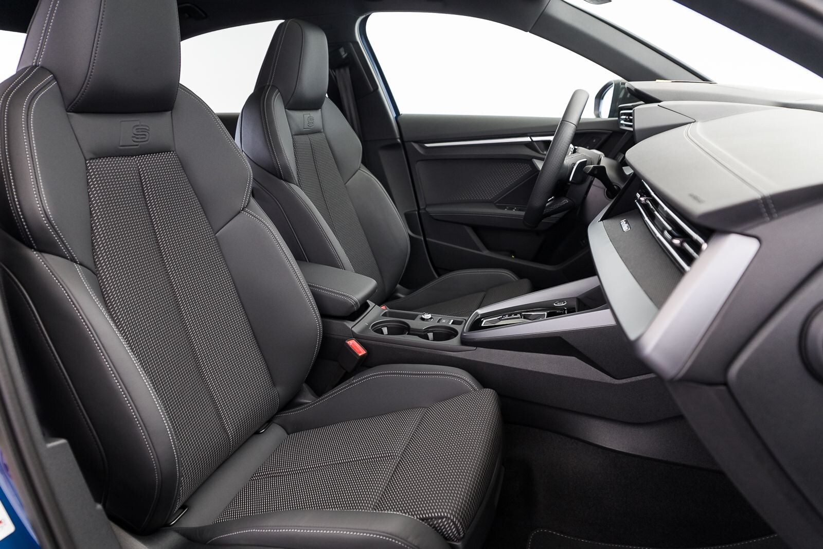 Image about Audi A3 Limousine S line 40 TFSI quattro S tronic