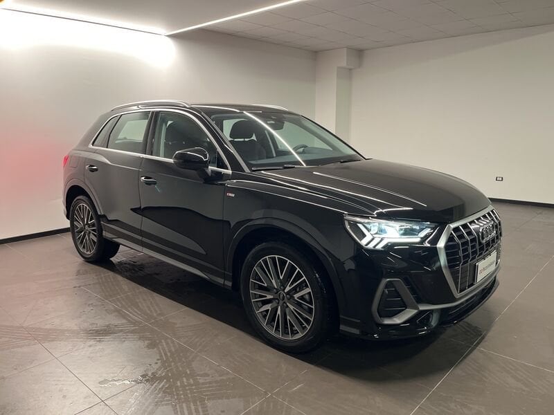 Immagine di Audi Q3 TFSI e S line edition 45 TFSI e 180 kW (245 CV) S tronic - Vista: for more details contact your dealer