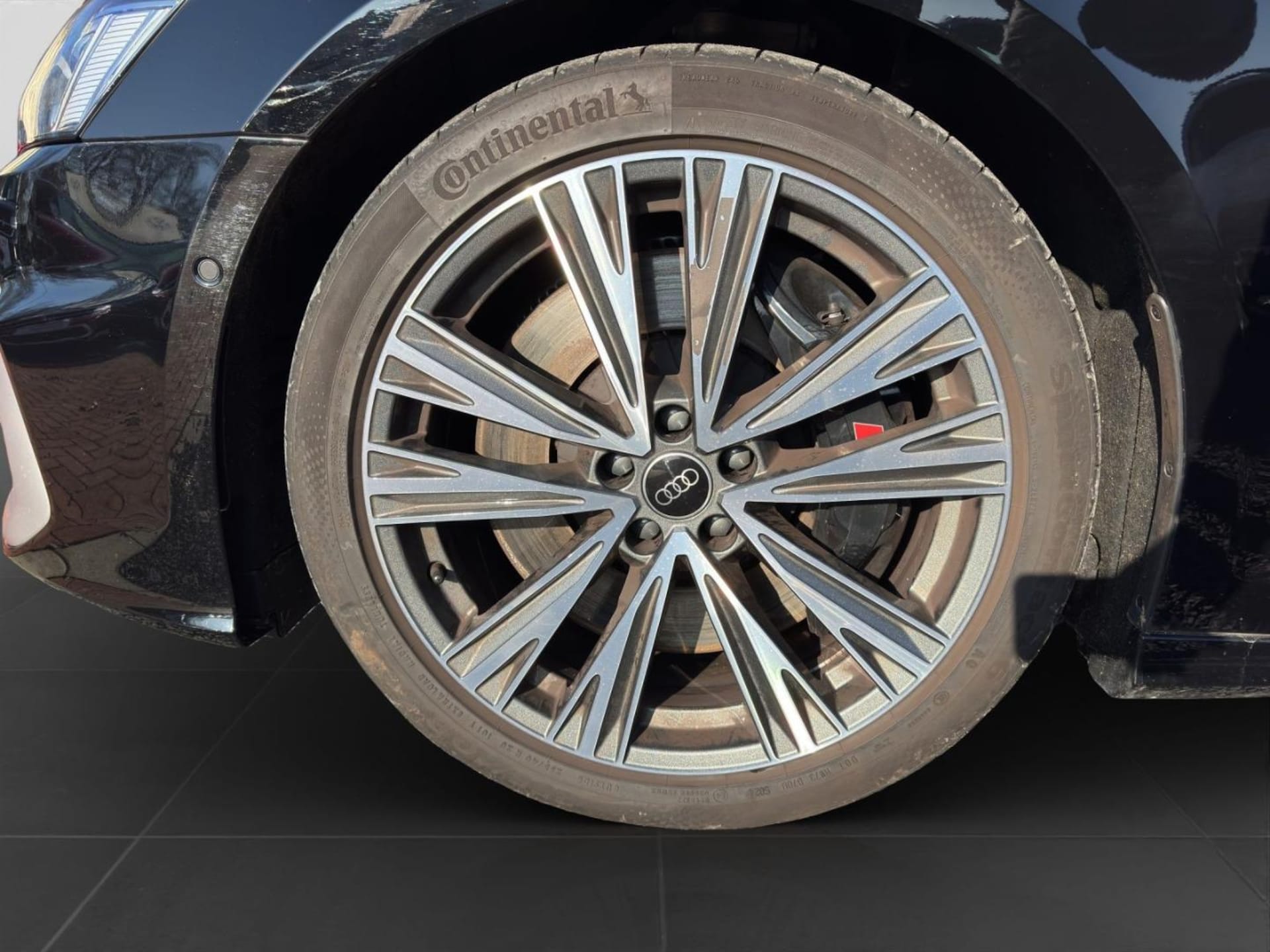 Audi S6 Avant