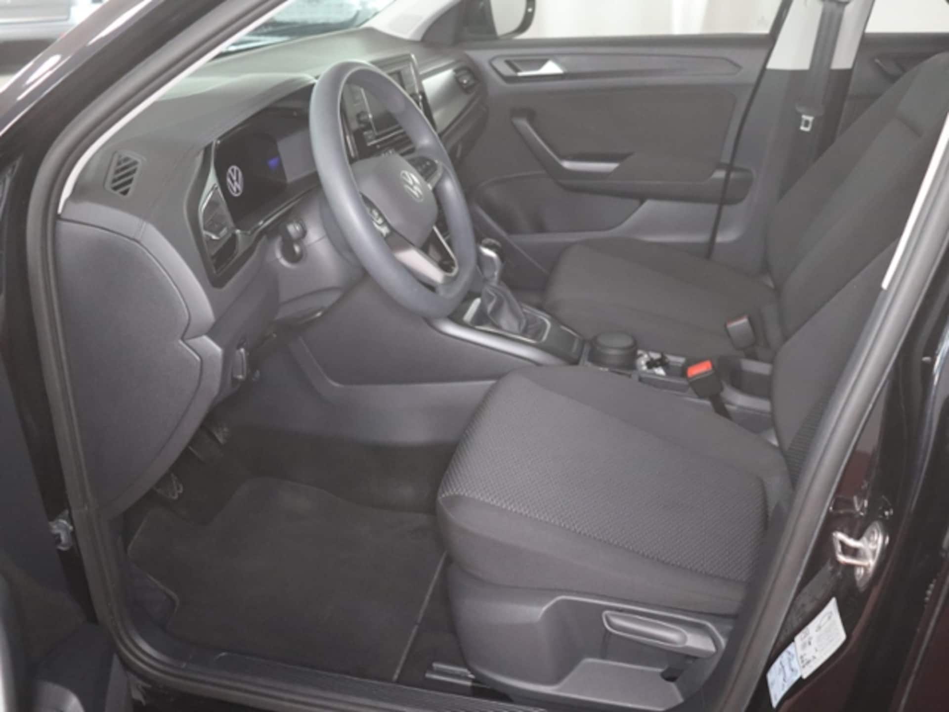 Volkswagen T-Roc Basis-Modell