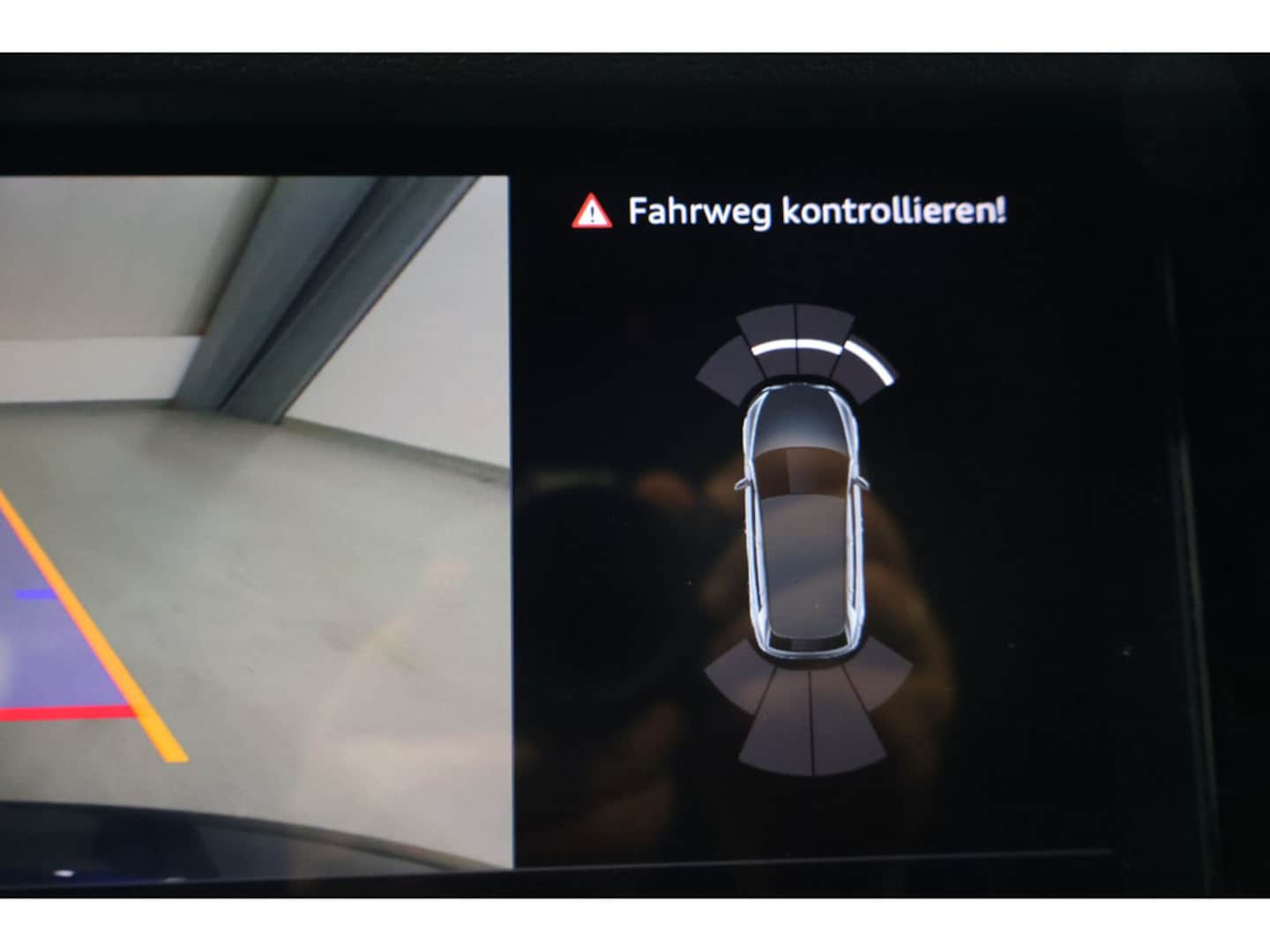 Bild über Audi S3 Sportback TFSI quattro S tronic - für weitere Informationen kontaktieren Sie den Audi Partner