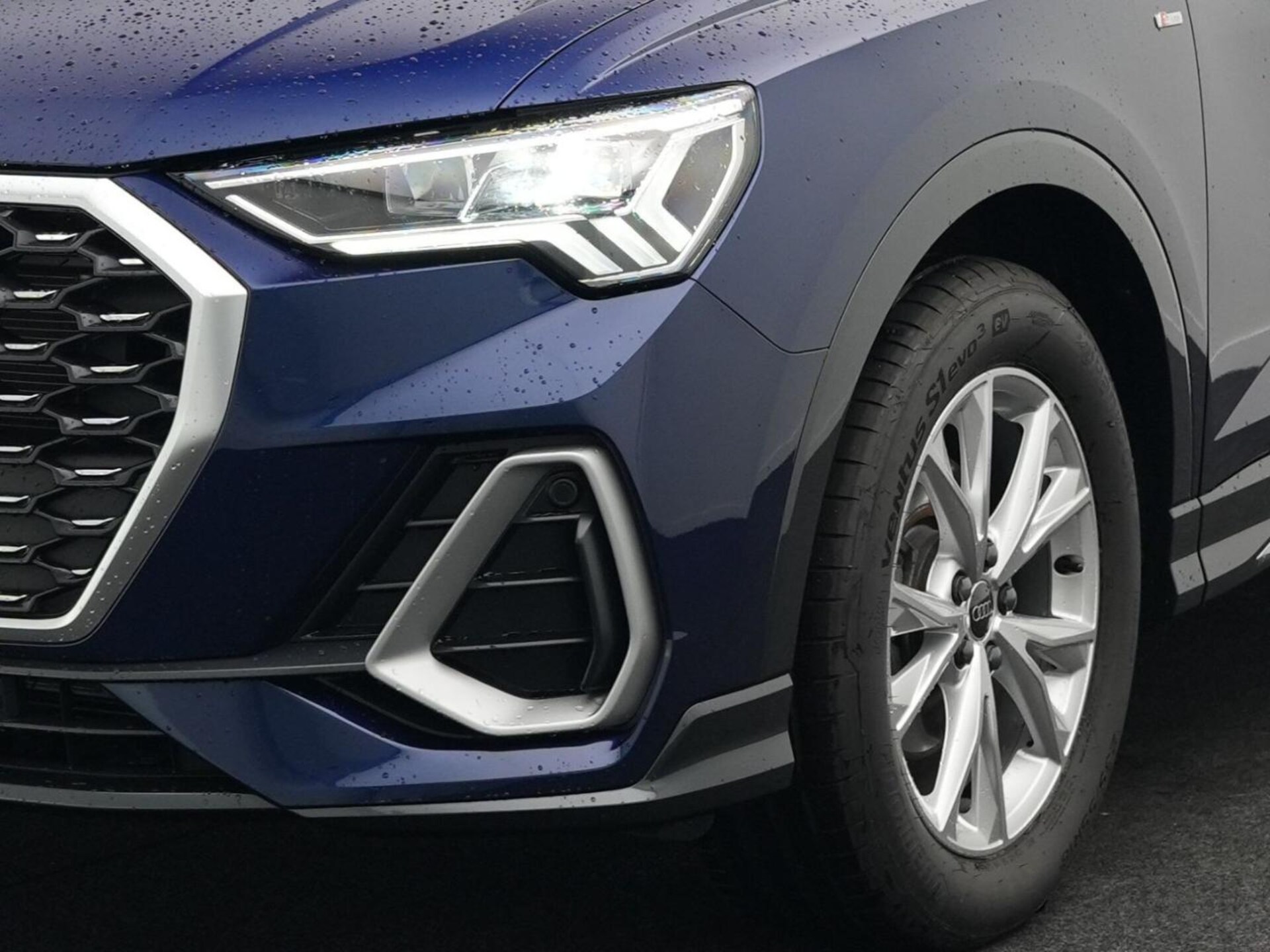 Audi Q3 Sportback S line