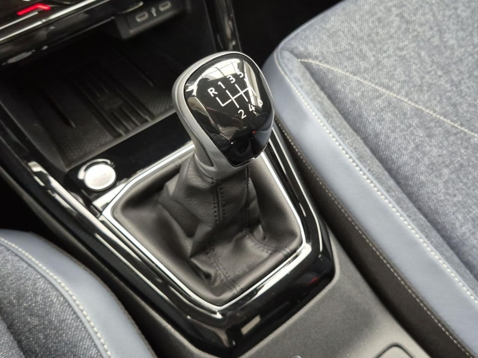 Volkswagen T-Cross – Bild 11
