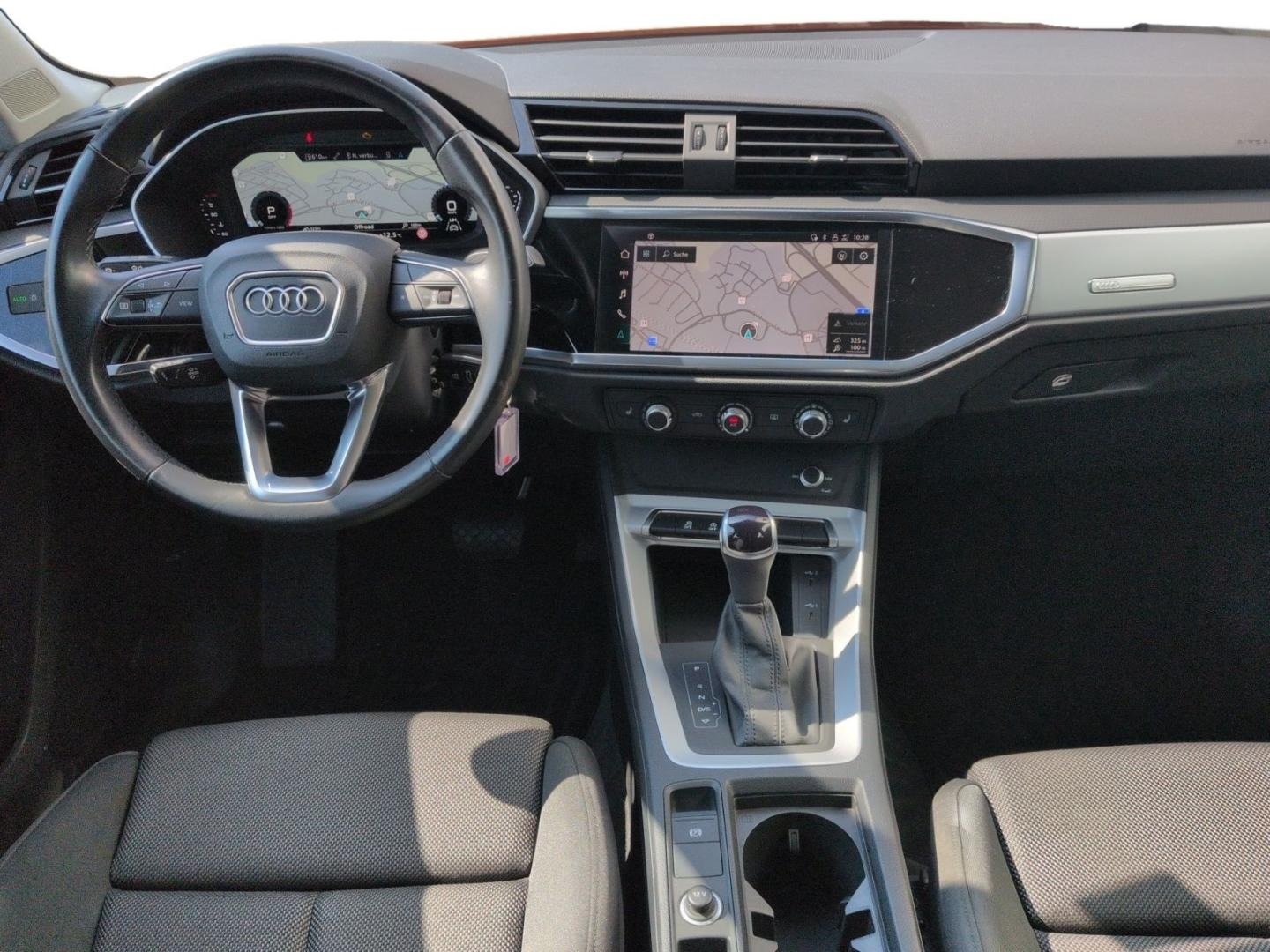 Bild über Audi Q3 advanced 35 TDI S tronic - für weitere Informationen kontaktieren Sie den Audi Partner