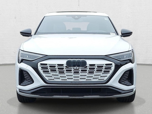 2024 Audi Q8 Sportback e-tron