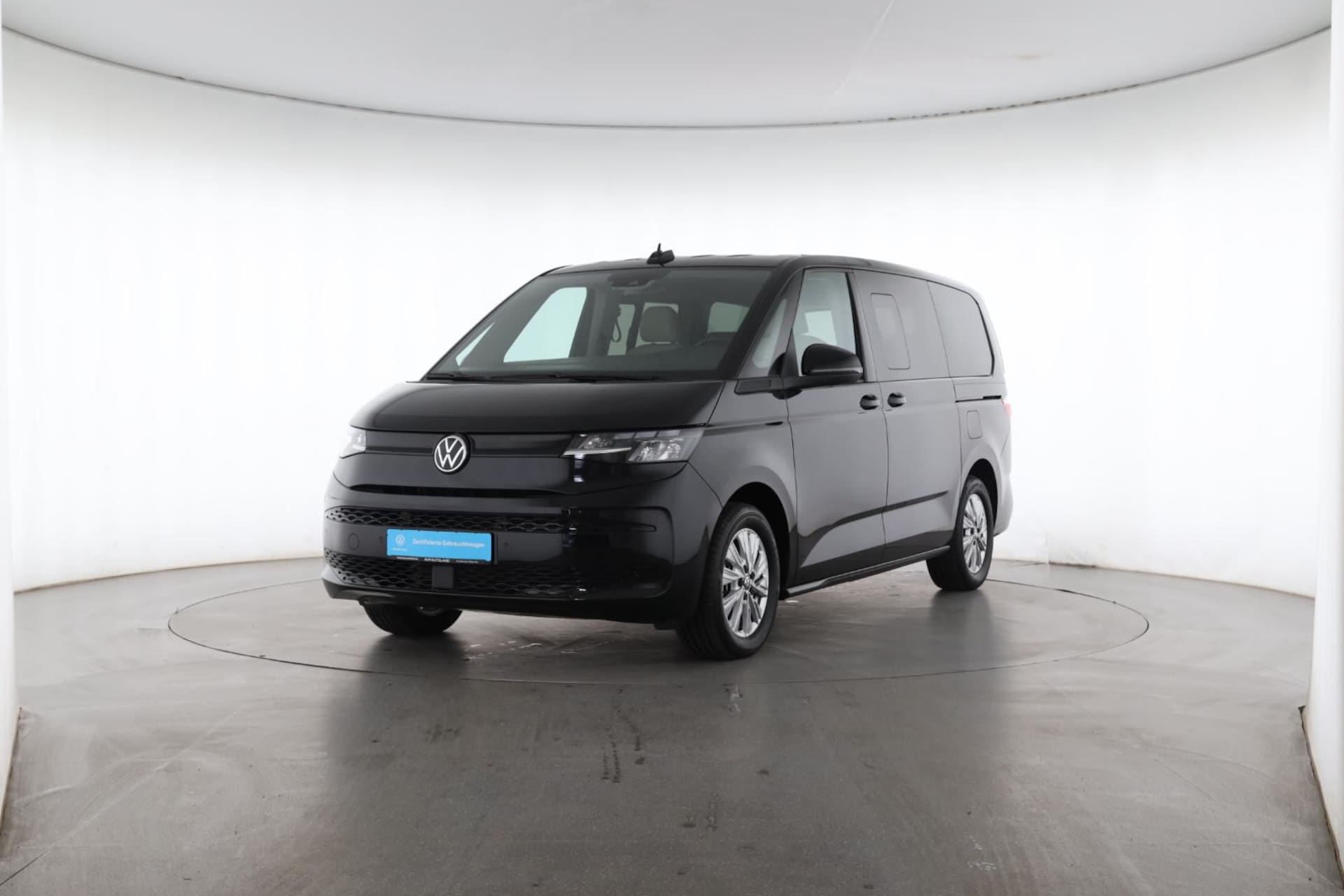 Volkswagen Multivan Langversion Basis-Modell