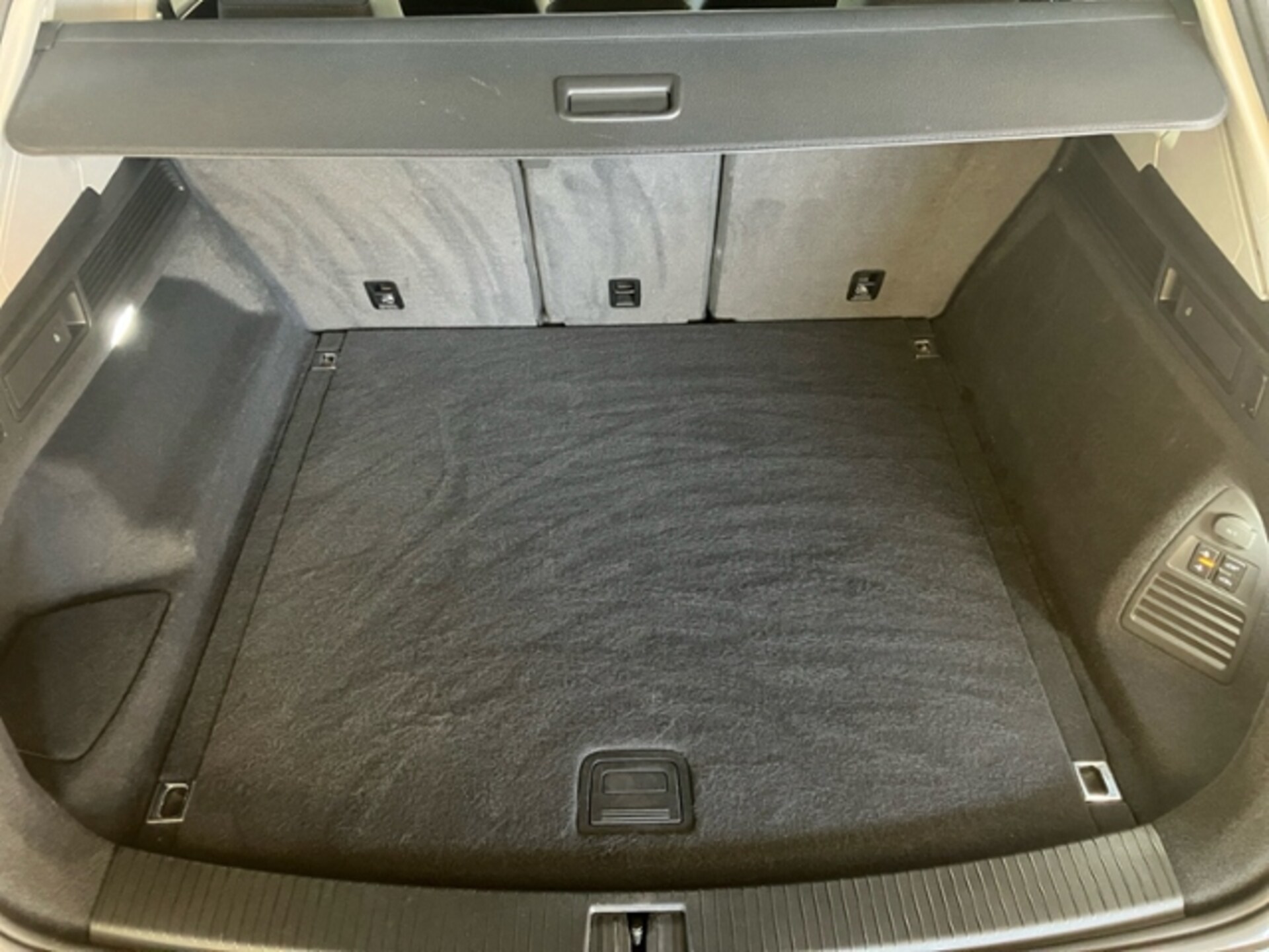 Volkswagen Touareg Basis-Modell