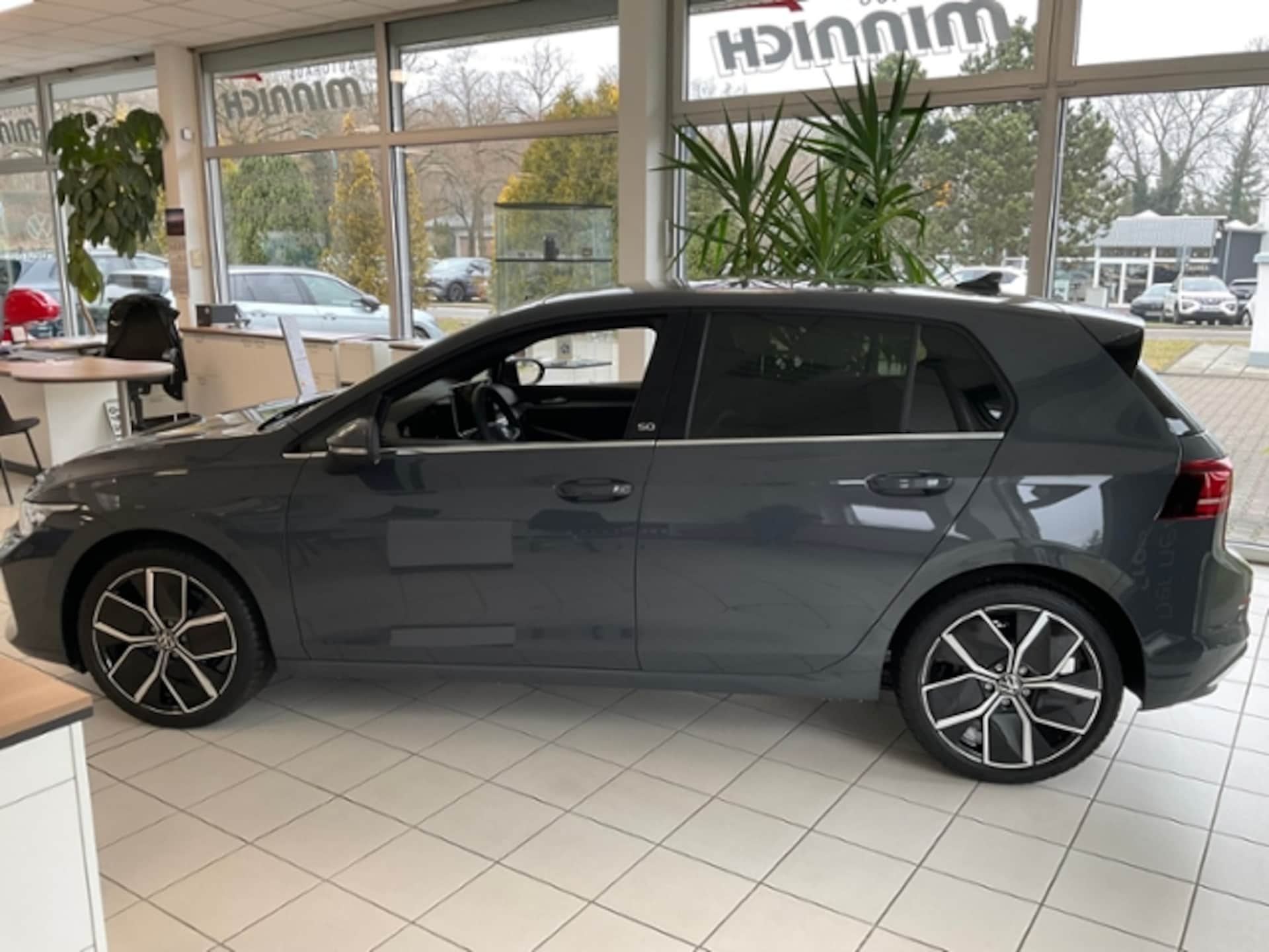 Volkswagen Golf Style