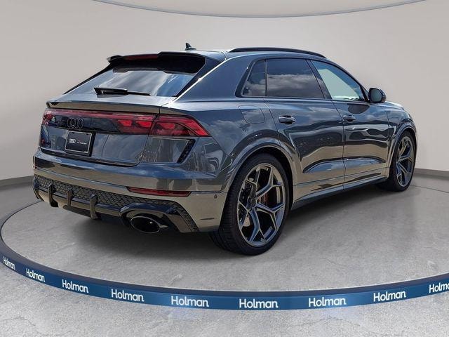 2026 Audi RS Q8 SUV performance