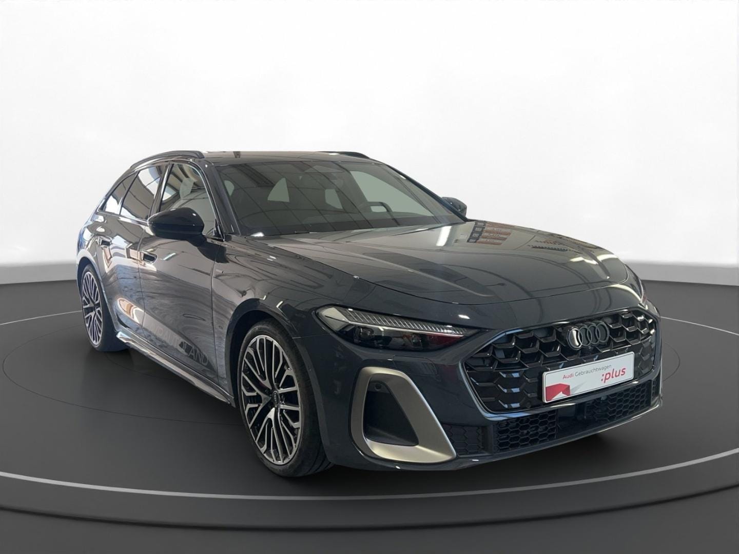 Bild über Audi A5 Avant e-hybrid e-hybrid quattro 220 kW S tronic - für weitere Informationen kontaktieren Sie den Audi Partner