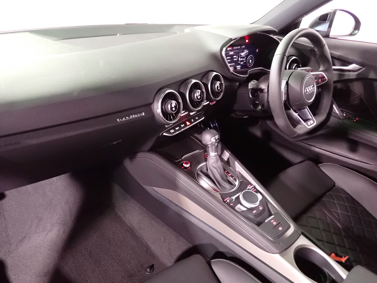 Image about Audi TTS Coupé TTS Coupé TFSI 235(320) kW(PS) S tronic