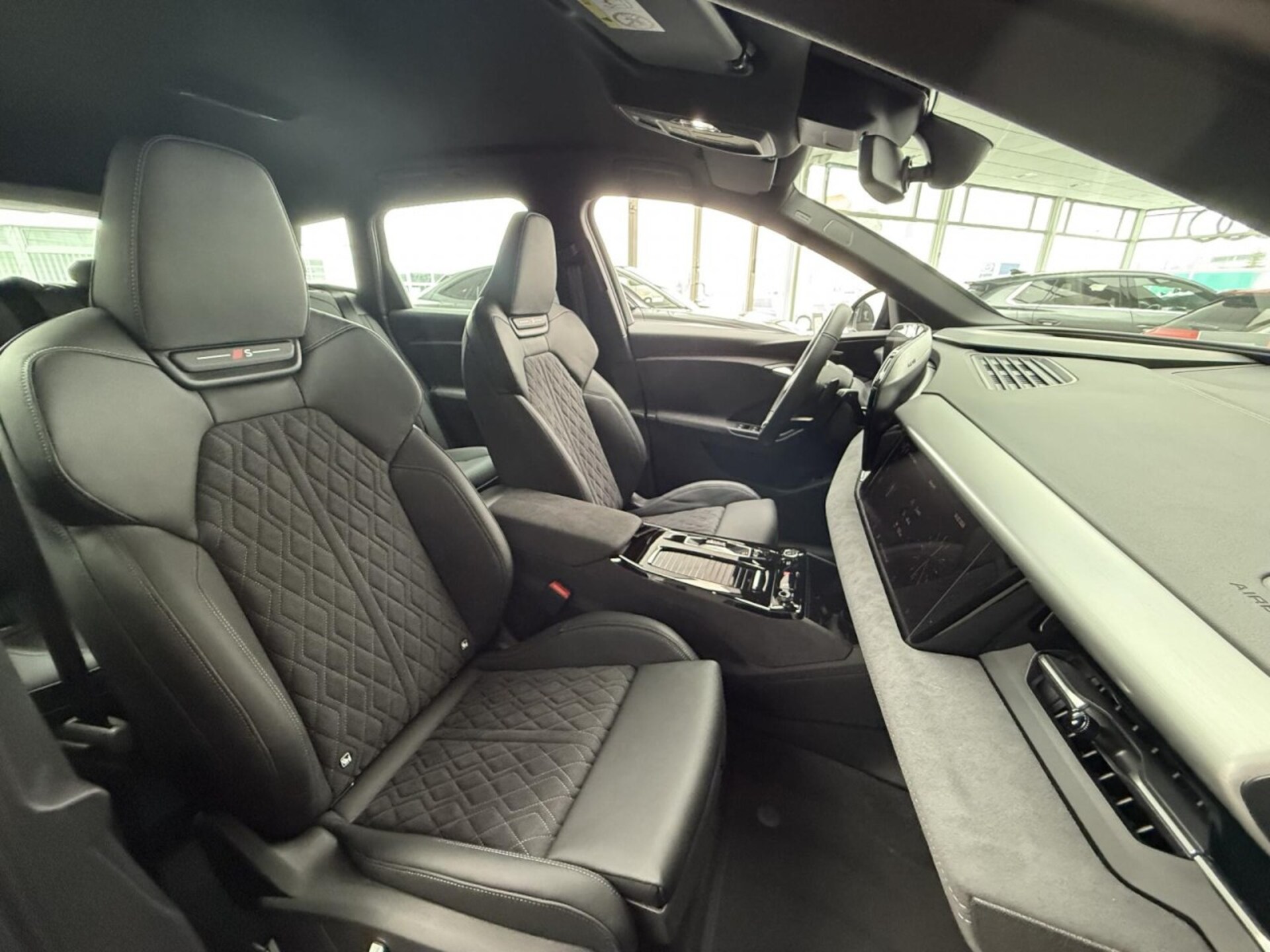 Audi Q6 SUV e-tron