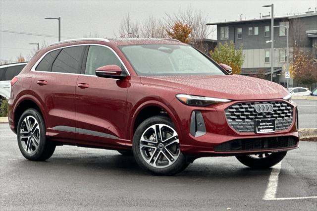 2025 Audi Q5 45 Premium Plus's photo