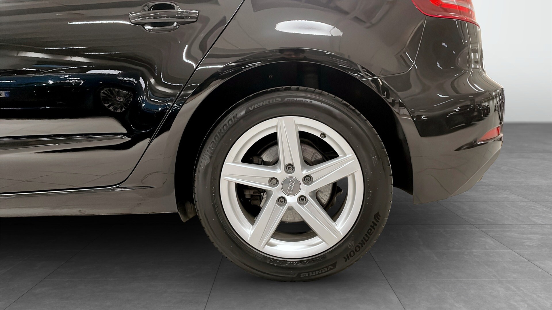 Bild som visar&nbsp;Audi A3 Sportback&nbsp;A3 Sportback 35 TFSI Proline 150 hk S tronic - för mer information kontakta din Audi Partner