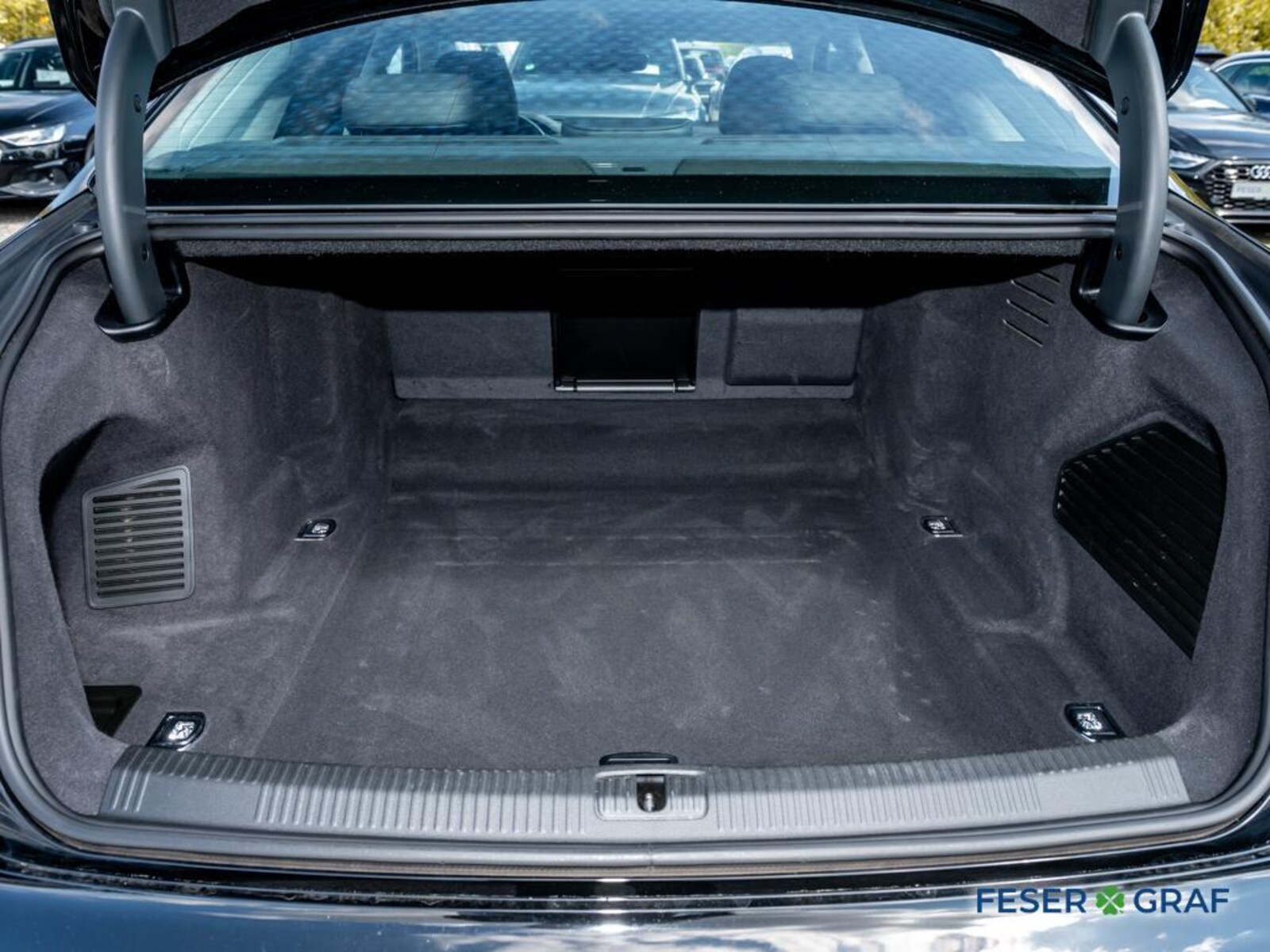 Audi A8 – Bild 9