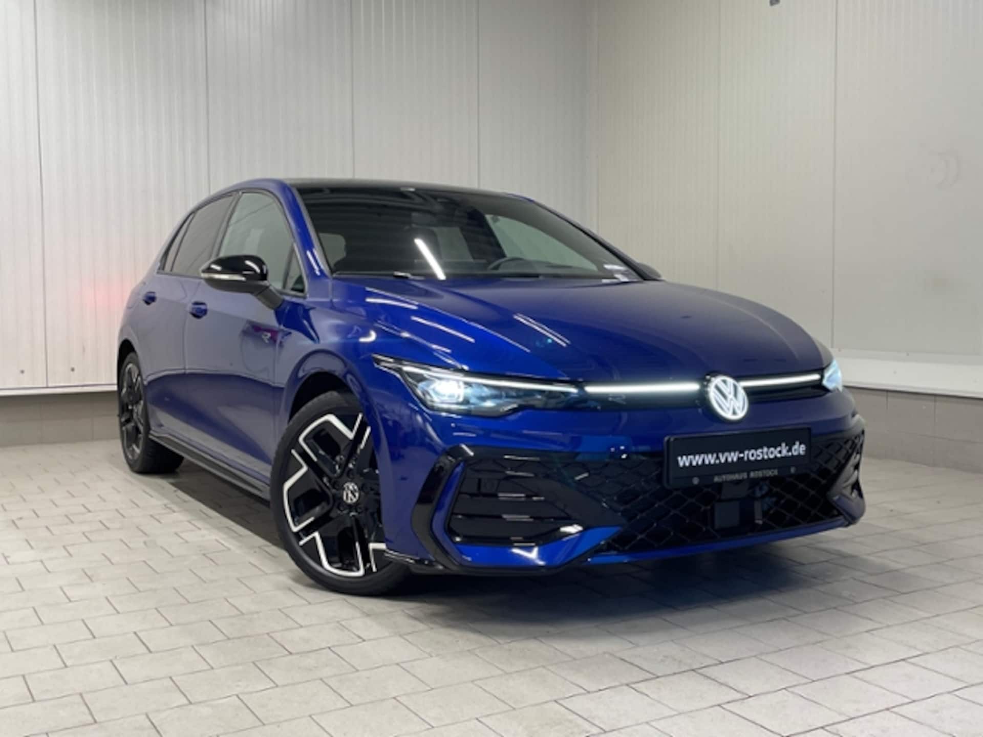 Volkswagen Golf R-Line