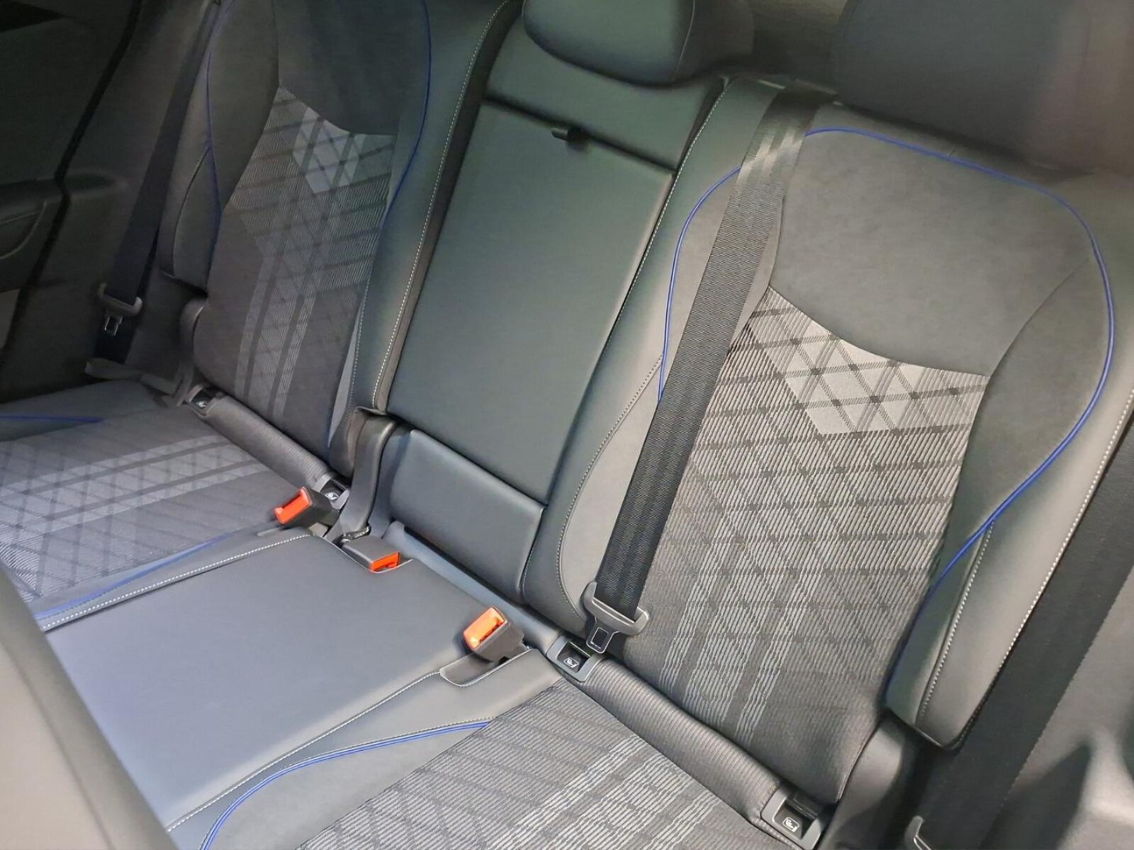 Volkswagen Tiguan – Bild 13