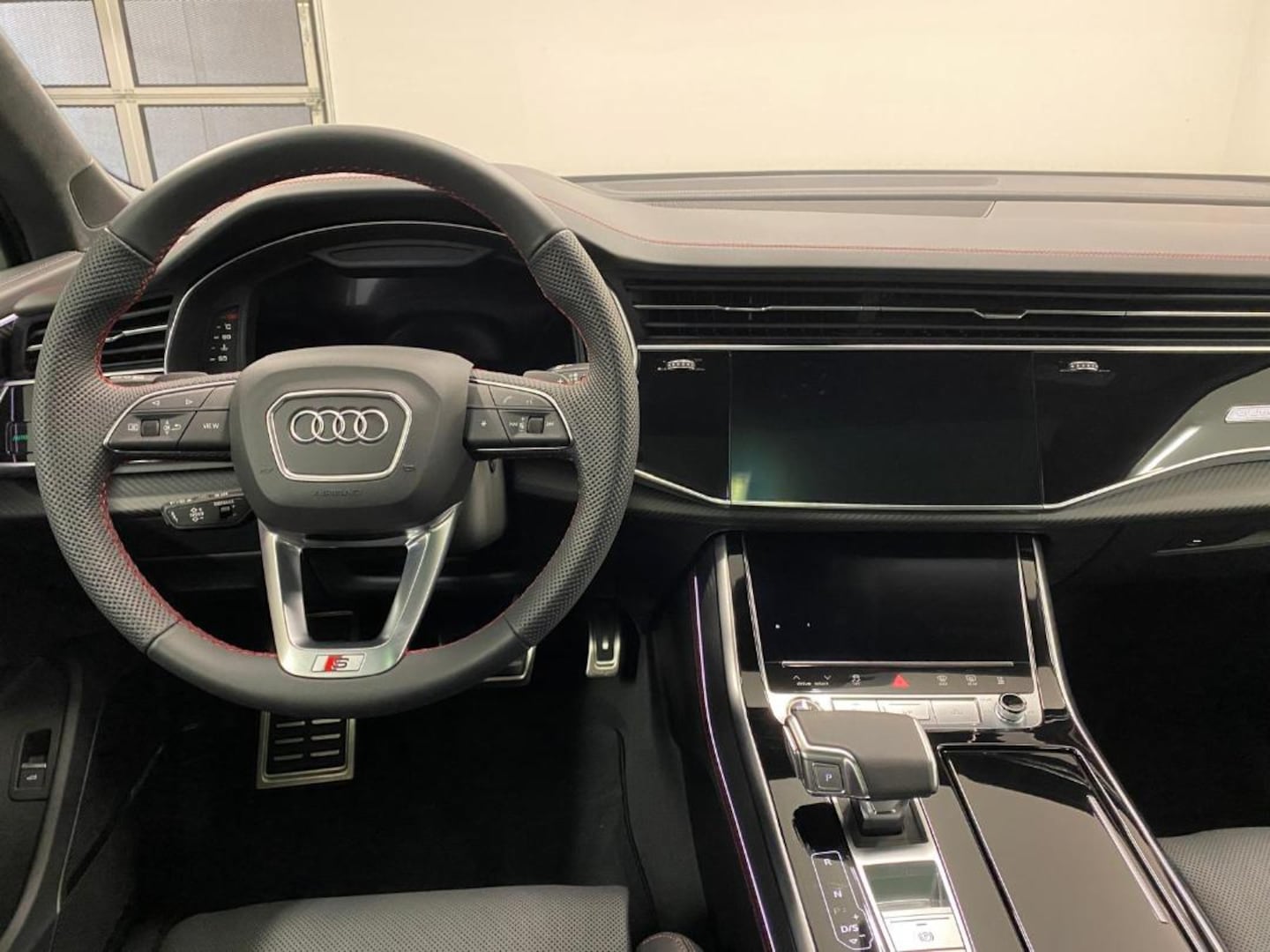 Bild über Audi Q7 SUV S line business TDI quattro 210 kW tiptronic - für weitere Informationen kontaktieren Sie den Audi Partner
