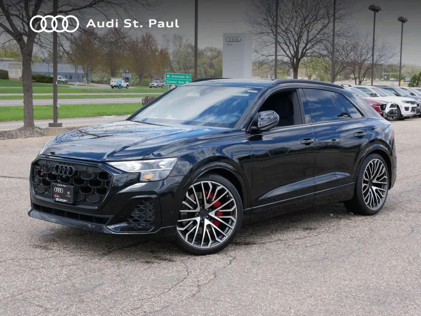 2026 Audi SQ8 Prestige quattro's photo