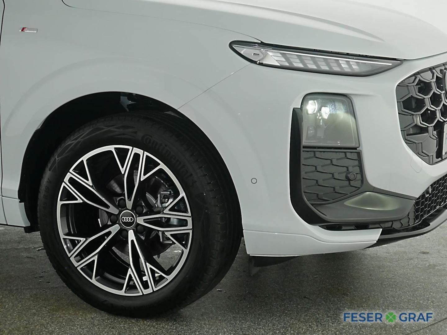 Bild über Audi Q3 SUV TFSI 110 kW S tronic - für weitere Informationen kontaktieren Sie den Audi Partner