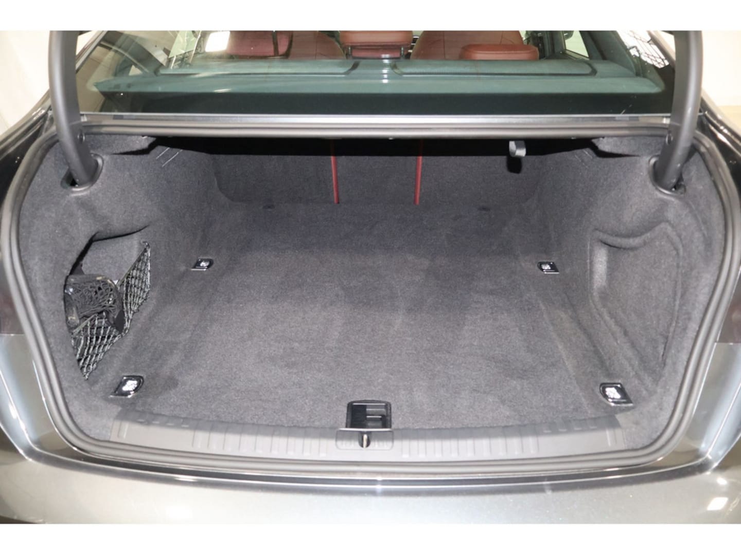 Bild über Audi S6 Limousine TDI quattro tiptronic - für weitere Informationen kontaktieren Sie den Audi Partner